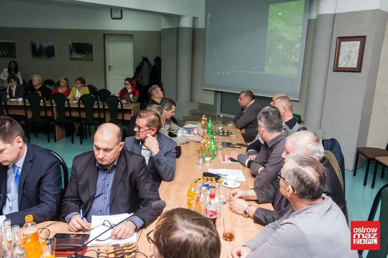 Rada gminy podniosła podatki od nieruchomości (zdjęcia, wideo)