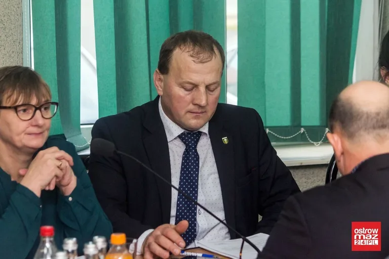 Rada gminy podniosła podatki od nieruchomości (zdjęcia, wideo)