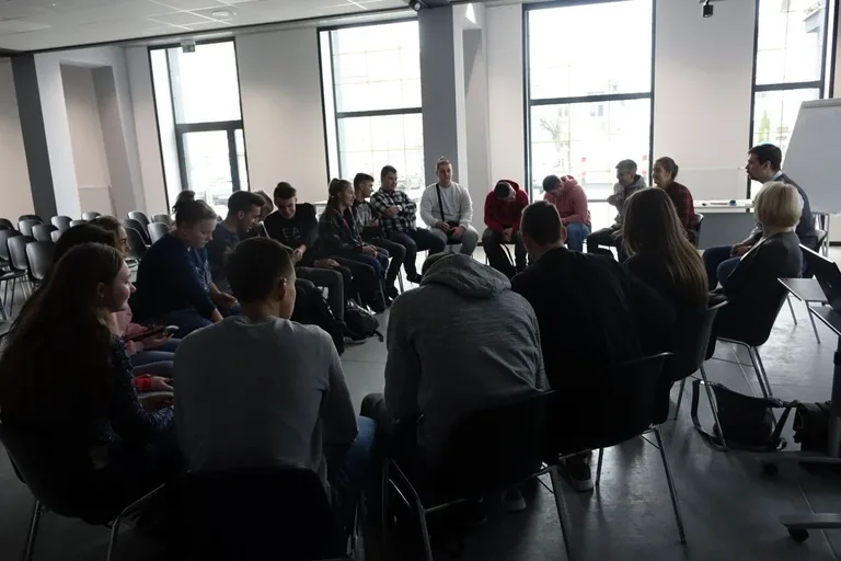 Warsztaty historyczne o Pileckim i trudnej drodze Polski do odzyskania niepodległości (zdjęcia)