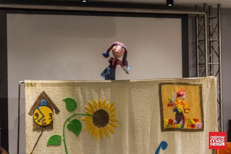 "Perypetie Pluszowego Misia". Spektakl dla dzieci w Ostrowi Mazowieckiej (zdjęcia, wideo)