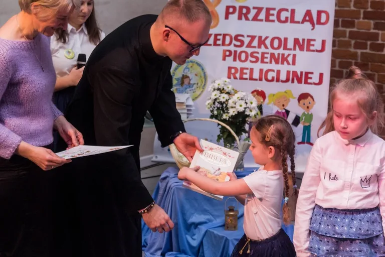 Siódmy Przegląd Przedszkolnej Piosenki Religijnej (zdjęcia, wideo)