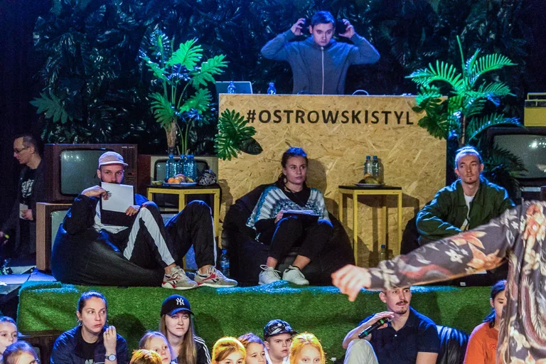 Trwa turniej tańca Ostrowski Styl (zdjęcia, wideo)