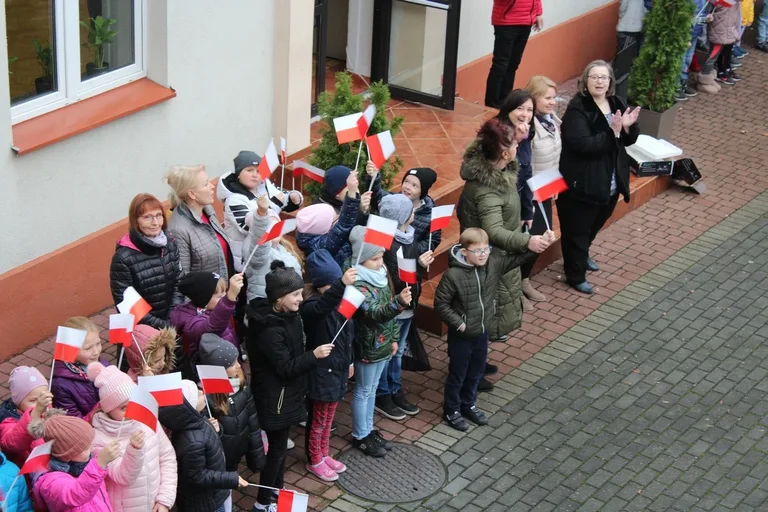 Święto Niepodległej w ostrowskiej "jedynce" (zdjęcia)