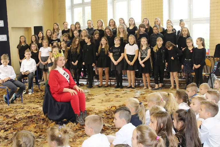 Święto Niepodległej w ostrowskiej "jedynce" (zdjęcia)