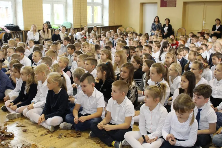 Święto Niepodległej w ostrowskiej "jedynce" (zdjęcia)