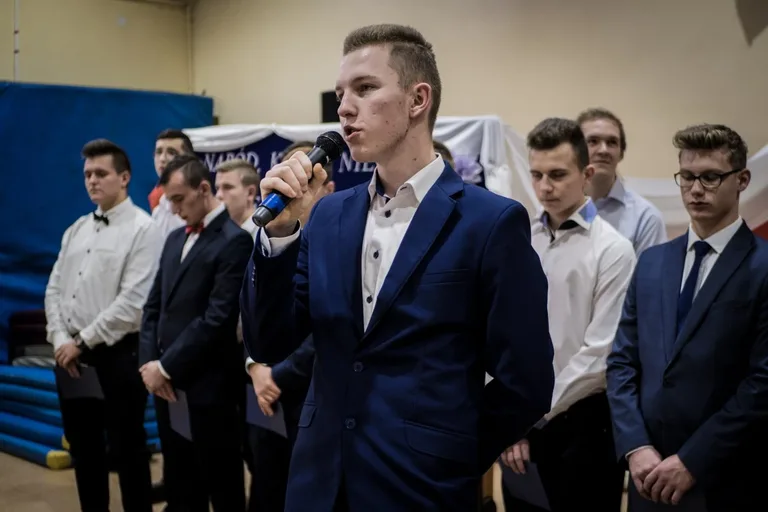 Obchody Święta Niepodległości w ostrowskim Ekonomiku (zdjęcia)