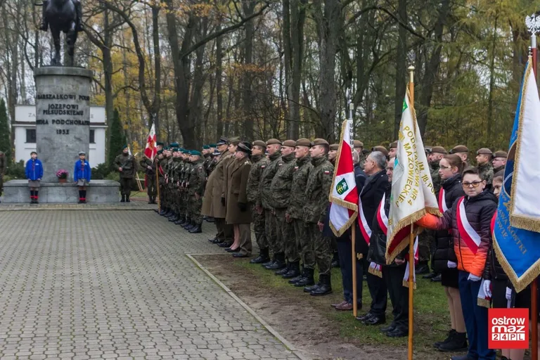 Uroczystości niepodległościowe w Komorowie (zdjęcia)