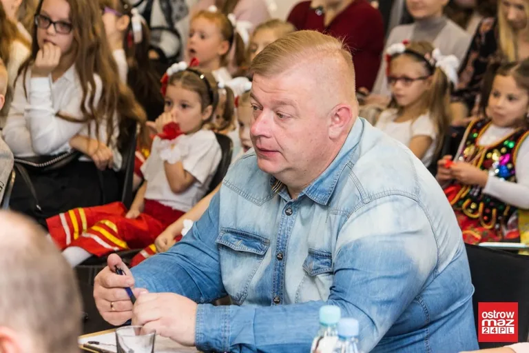 Festiwal piosenki patriotycznej "Jest takie miejsce" (zdjęcia, wideo)