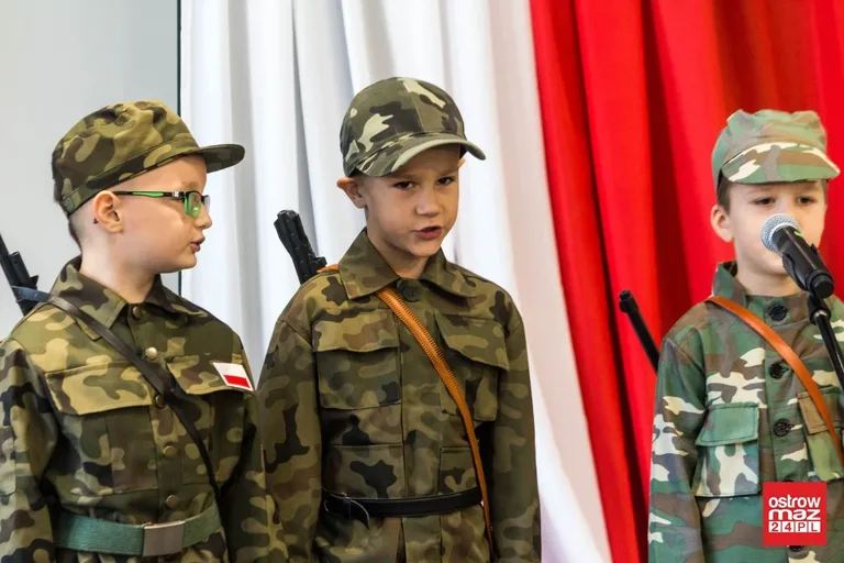 Festiwal piosenki patriotycznej "Jest takie miejsce" (zdjęcia, wideo)