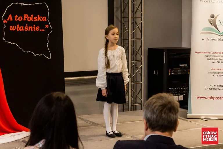 Konkurs recytatorski w starej elektrowni (zdjęcia, wideo)
