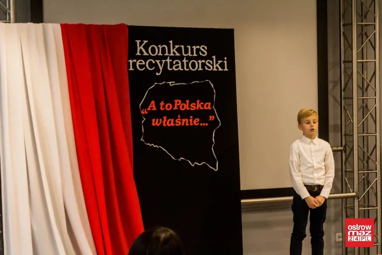 Konkurs recytatorski w starej elektrowni (zdjęcia, wideo)