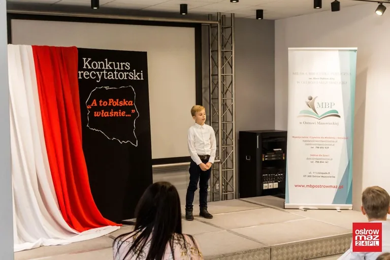 Konkurs recytatorski w starej elektrowni (zdjęcia, wideo)