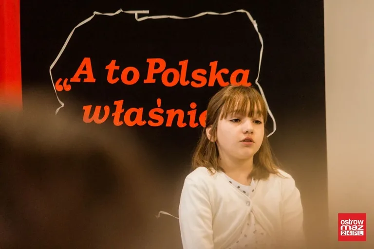 Konkurs recytatorski w starej elektrowni (zdjęcia, wideo)