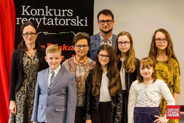 Konkurs recytatorski w starej elektrowni (zdjęcia, wideo)