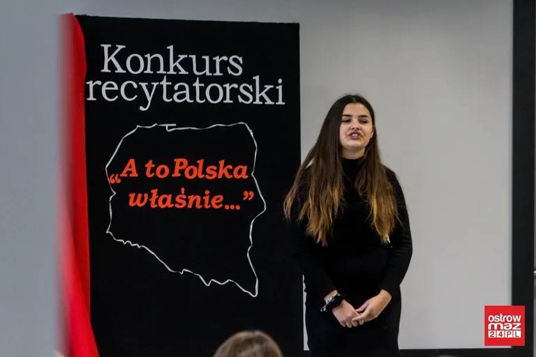 Konkurs recytatorski w starej elektrowni (zdjęcia, wideo)