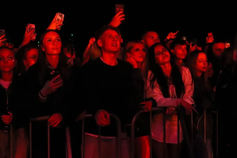 Pierwszy dzień Dni Ostrowi przyciągnął tłumy. Kizo dał największy koncert (zdjęcia)