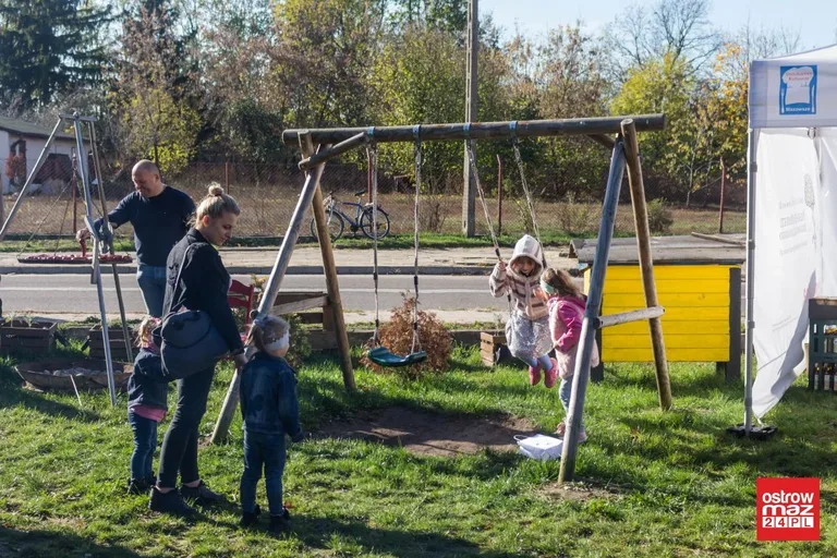Wspólne śniadanie na Skwerku Obfitości (zdjęcia, wideo)