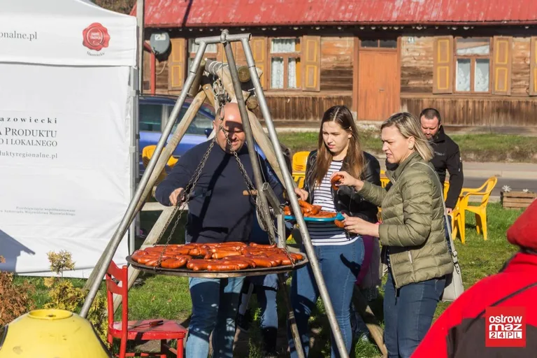Wspólne śniadanie na Skwerku Obfitości (zdjęcia, wideo)