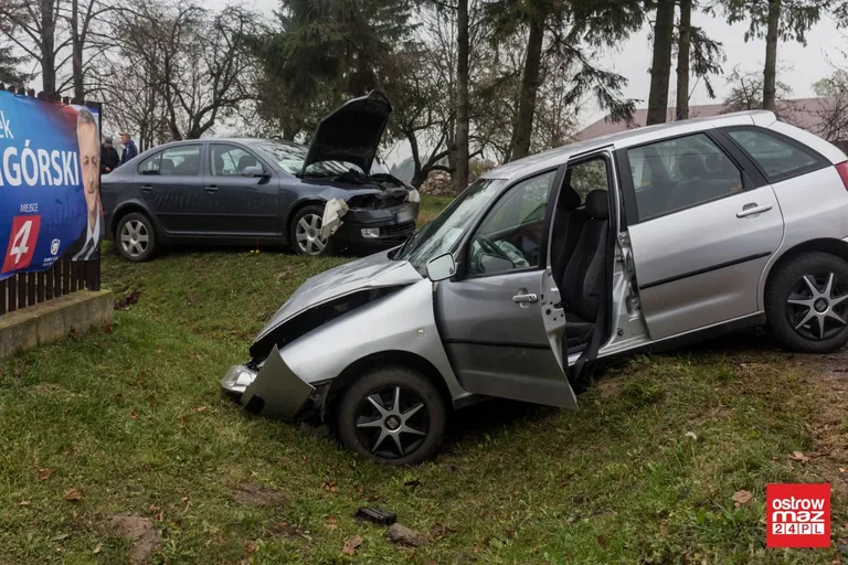 Zderzenie trzech aut w Królach Małych (zdjęcia)