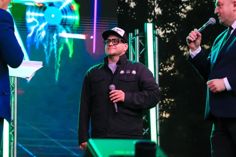 Pierwszy dzień Dni Ostrowi przyciągnął tłumy. Kizo dał największy koncert (zdjęcia)