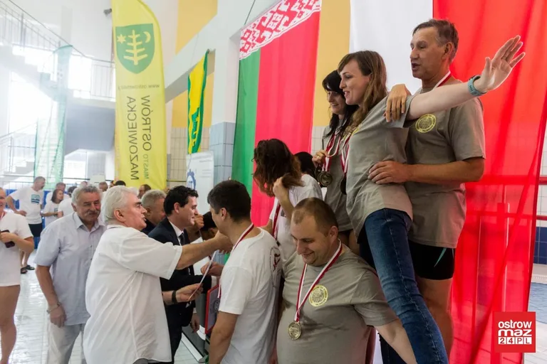 Zawody pływackie Masters w Ostrowi Mazowieckiej (zdjęcia)