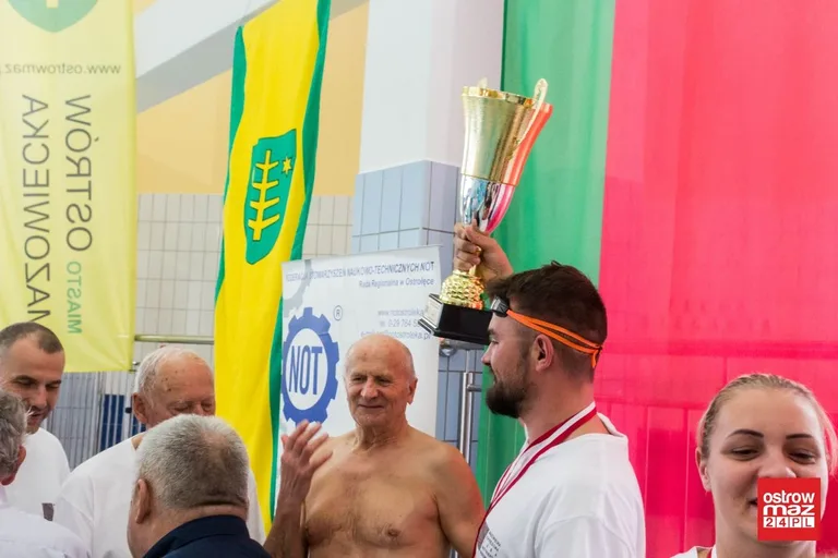 Zawody pływackie Masters w Ostrowi Mazowieckiej (zdjęcia)