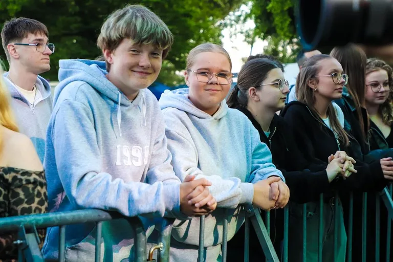 Pierwszy dzień Dni Ostrowi przyciągnął tłumy. Kizo dał największy koncert (zdjęcia)