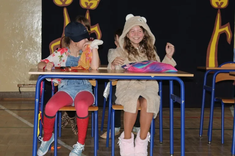 Dzień Edukacji Narodowej w ostrowskiej "jedynce" (zdjęcia)
