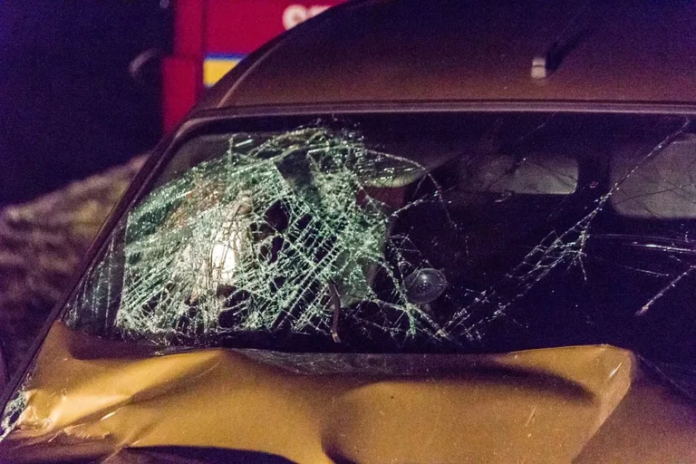 Zderzenie citroena z ciągnikiem w Stoku (zdjęcia)