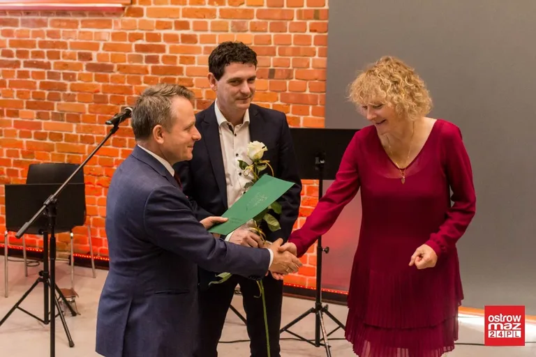 Miejski Dzień Edukacji Narodowej. Włodarz miasta nagrodził nauczycieli (zdjęcia, wideo)