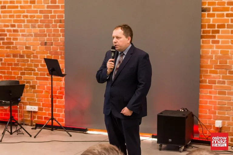 Miejski Dzień Edukacji Narodowej. Włodarz miasta nagrodził nauczycieli (zdjęcia, wideo)