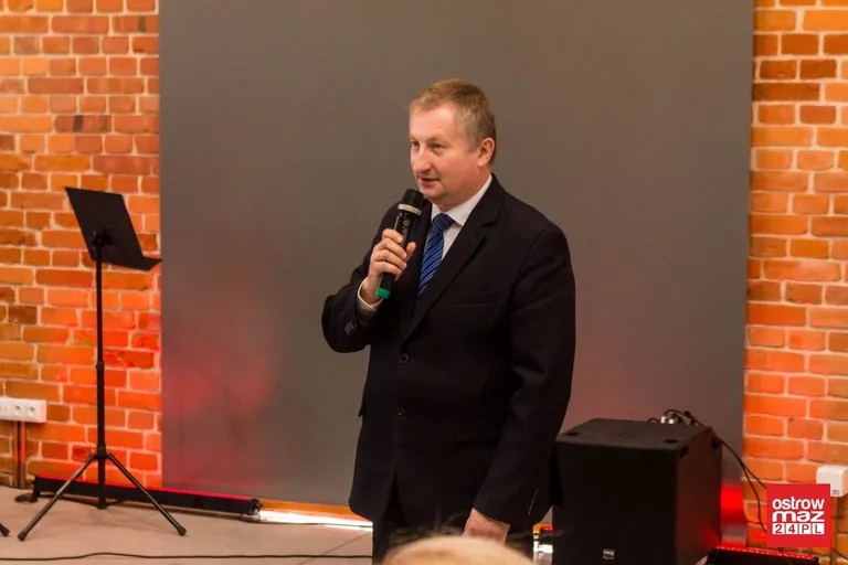 Miejski Dzień Edukacji Narodowej. Włodarz miasta nagrodził nauczycieli (zdjęcia, wideo)