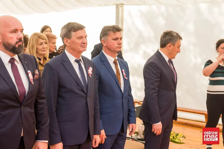 PSP w Brudkach Starych z nowym patronem i sztandarem (zdjęcia, wideo)