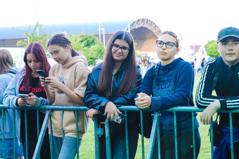 Pierwszy dzień Dni Ostrowi przyciągnął tłumy. Kizo dał największy koncert (zdjęcia)
