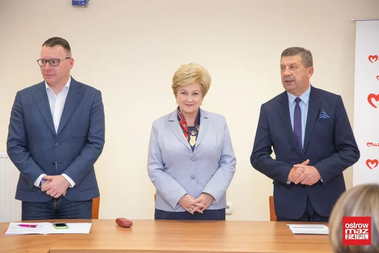 Pracownie z powiatu ostrowskiego dofinansowane (zdjęcia)