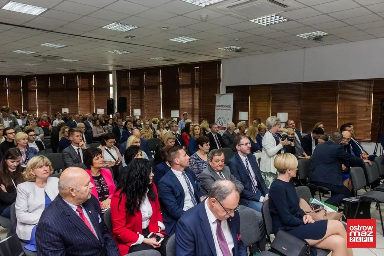 Ostrowskie Forum Rozwoju: Trwa piąta edycja (zdjęcia, wideo)
