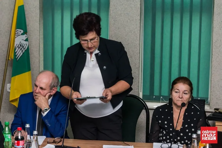 Radni przyjęli szereg uchwał (zdjęcia, wideo)