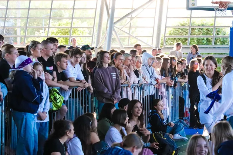 Pierwszy dzień Dni Ostrowi przyciągnął tłumy. Kizo dał największy koncert (zdjęcia)