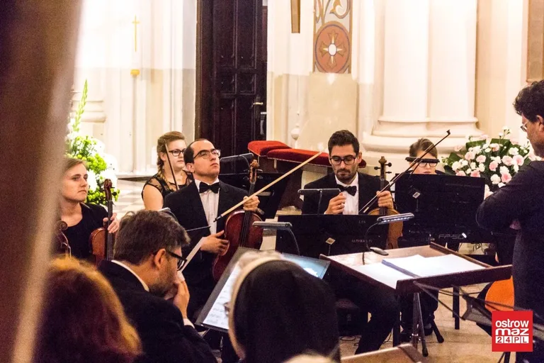 Koncert filharmonii w ostrowskim kościele (zdjęcia, wideo)