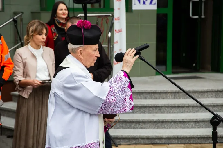 Cztery nowe ambulanse dla Meditransu (zdjęcia)