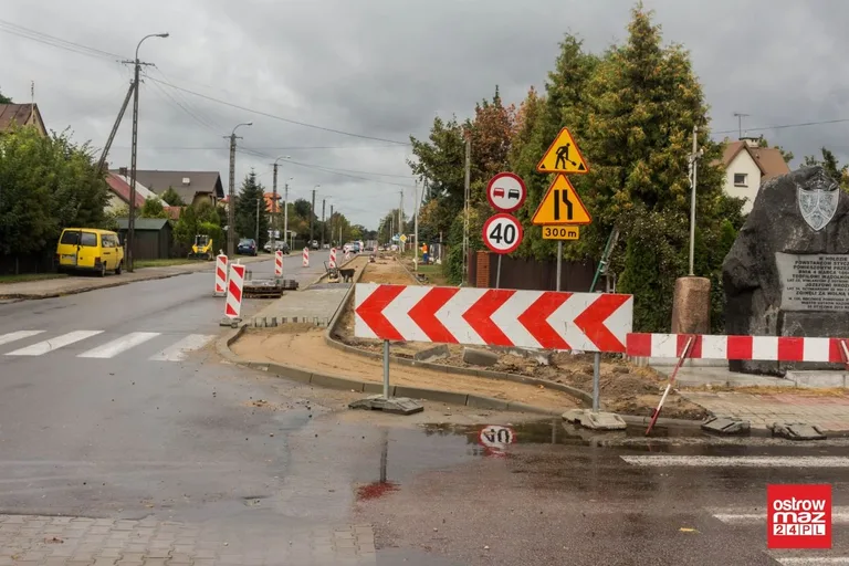 Powstają ścieżki pieszo-rowerowe (zdjęcia)