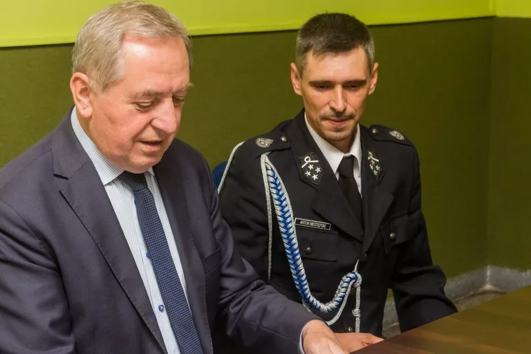 Pieniądze dla strażaków i jednostek ratowniczych z WFOŚiGW (zdjęcia, wideo)