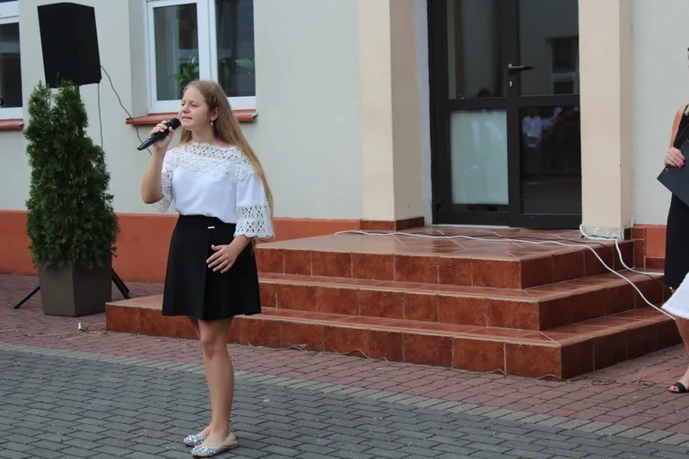 Początek roku szkolnego w "jedynce" (zdjęcia)