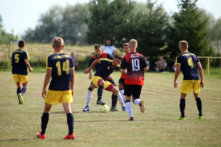 GKS Andrzejewo remisuje na inaugurację B klasy (zdjęcia)