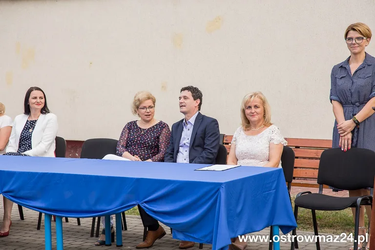 Uczniowie "trójki" wrócili do szkoły (zdjęcia)