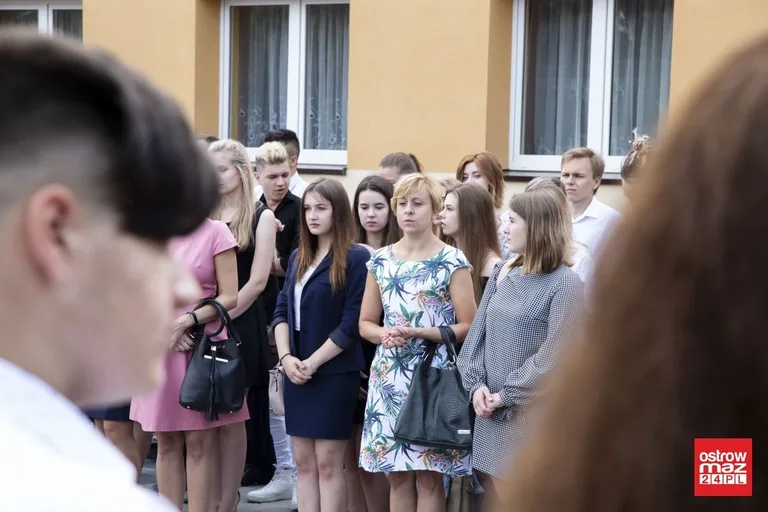 Rozpoczęcie roku szkolnego w lubiejewskim ZS CKR (zdjęcia, wideo)