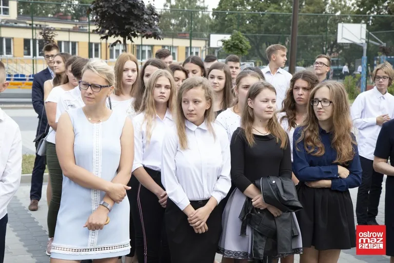 Rozpoczęcie roku szkolnego w lubiejewskim ZS CKR (zdjęcia, wideo)
