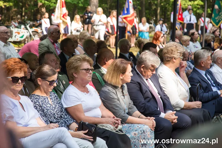 Pod Pecynką uczcili pamięć bohaterów (zdjęcia, wideo)