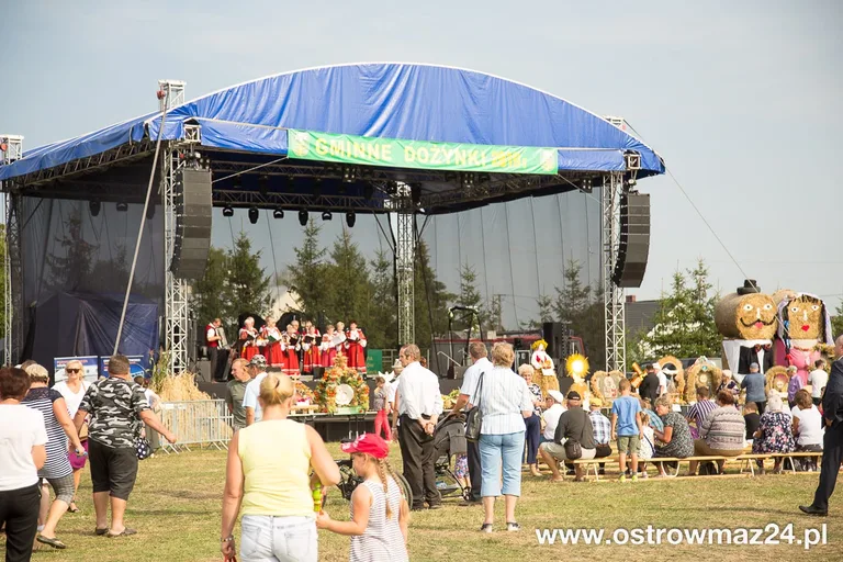 Święto plonów w gminie Ostrów Mazowiecka (zdjęcia, wideo)