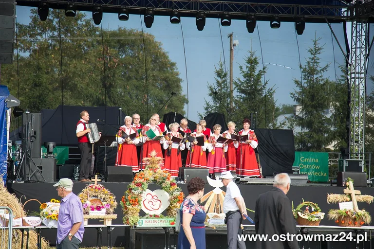 Święto plonów w gminie Ostrów Mazowiecka (zdjęcia, wideo)